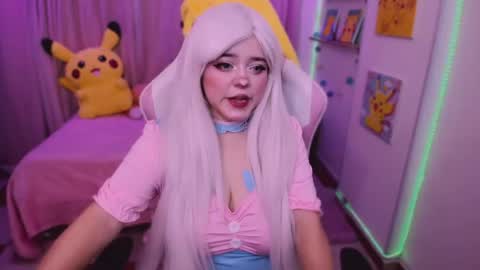 Snapshot of waifumochi_chan chatting on 11, 5, 2026 online show from 11, 5, 2026
