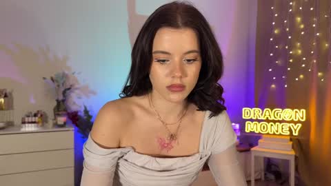 Mia online show from 4, 12, 2024