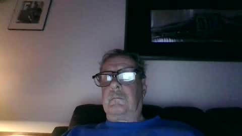 Snapshot of wally813 chatting on 22, 1, 2025 wally online show from 22, 1, 2025