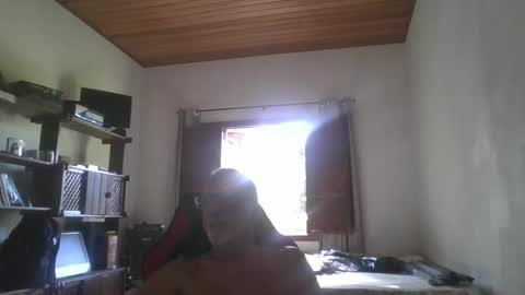 Snapshot of walmen20222 chatting on 9, 3, 2025 walmen20222 online show from 9, 3, 2025