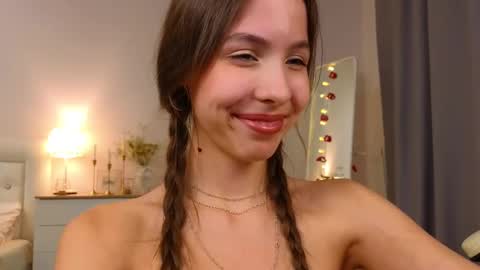 Wendy. Hello Honeys Ill see you 2nd 5th 7th this week love you3 online show from 7, 3, 2025