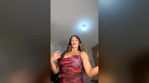 Snapshot of wandathompson_ chatting on 17, 7, 2026 Wanda online show from 17, 7, 2026