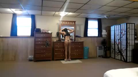 wanderlustgaal online show from 16, 1, 2026