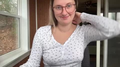 Snapshot of wanderlustjade chatting on 9, 12, 2024 Jade  Adonis online show from 9, 12, 2024