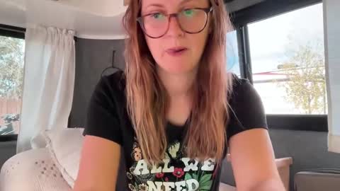 Snapshot of wanderlustjade chatting on 8, 10, 2025 Jade  Adonis online show from 8, 10, 2025