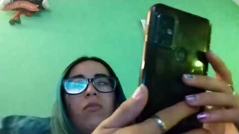 Waningrose  Lu online show from 3, 1, 2025