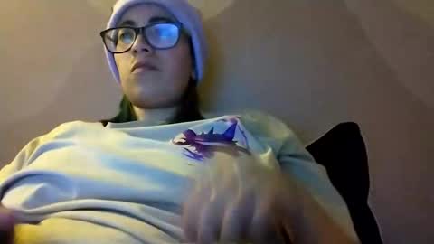 Waningrose  Lu online show from 4, 3, 2025