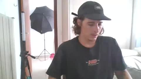 Snapshot of wave_boyy chatting on 12, 3, 2026 wave_boyy online show from 12, 3, 2026