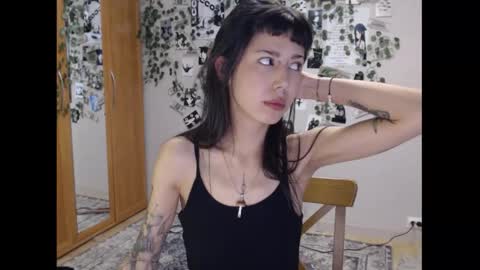 Snapshot of wavy_nights chatting on 20, 9, 2025 Mina online show from 20, 9, 2025