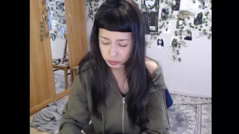 Snapshot of wavy_nights chatting on 10, 10, 2025 Mina online show from 10, 10, 2025