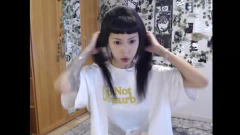 Snapshot of wavy_nights chatting on 18, 10, 2025 Mina online show from 18, 10, 2025