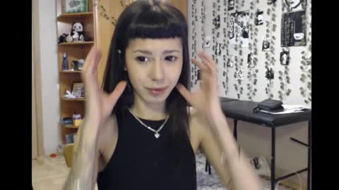 Snapshot of wavy_nights chatting on 3, 11, 2025 Mina online show from 3, 11, 2025