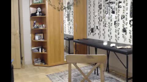 Snapshot of wavy_nights chatting on 4, 12, 2025 Mina online show from 4, 12, 2025