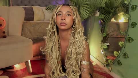 Wayuu Goddess  3 online show from 29, 12, 2024