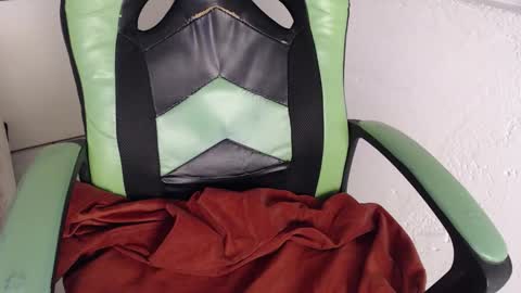 Trixie 3 online show from 5, 11, 2025