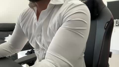 Weapon X online show from 5, 1, 2025