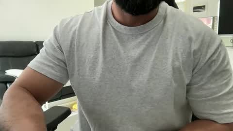 Weapon X online show from 17, 10, 2025