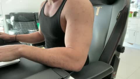 Snapshot of weaponx1 chatting on 24, 7, 2026 Weapon X online show from 24, 7, 2026