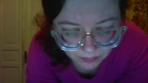 Snapshot of webgirl2 chatting on 25, 11, 2025 Marina online show from 25, 11, 2025