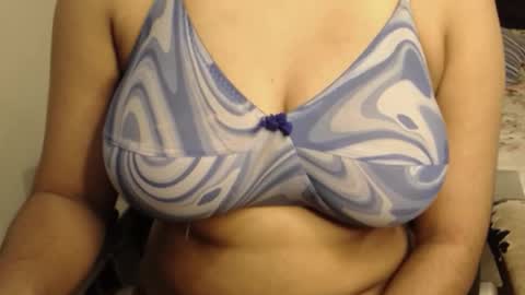 mina online show from 3, 12, 2025