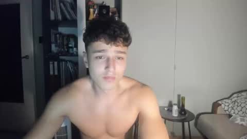 wee_willy_winky online show from 9, 6, 2026