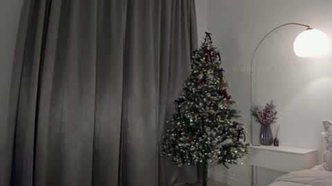 Snapshot of wellicaren chatting on 9, 12, 2024 CAREN online show from 9, 12, 2024