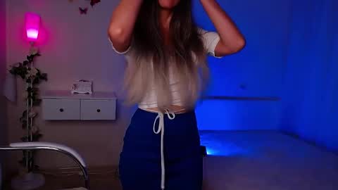 Snapshot of wendifoster chatting on 14, 10, 2025 Wendi Foster online show from 14, 10, 2025