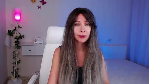 Snapshot of wendifoster chatting on 23, 10, 2025 Wendi Foster online show from 23, 10, 2025