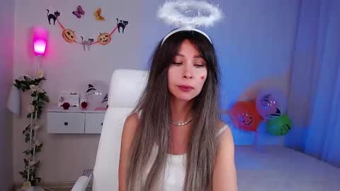 Snapshot of wendifoster chatting on 29, 10, 2025 Wendi Foster online show from 29, 10, 2025