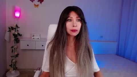 Wendi Foster online show from 17, 11, 2025