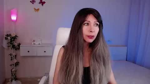 Snapshot of wendifoster chatting on 2, 3, 2026 Wendi Foster online show from 2, 3, 2026