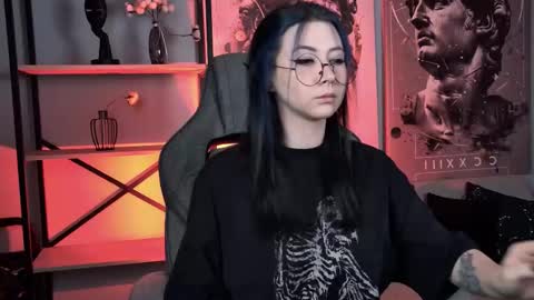 little girl who is always rightLisa online show from 7, 1, 2026