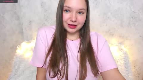 Snapshot of wet__molly chatting on 29, 10, 2025 molly online show from 29, 10, 2025