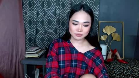 Snapshot of wet_kallista chatting on 27, 4, 2026 yana online show from 27, 4, 2026