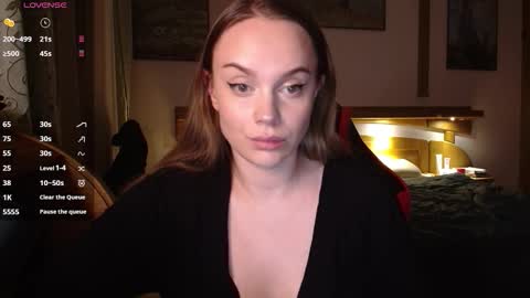 Lana online show from 2, 12, 2025