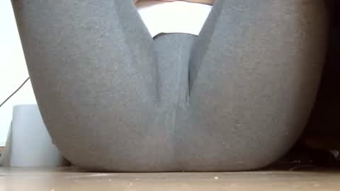 Snapshot of wet_pants2022 chatting on 21, 9, 2025 wet_pants2022 online show from 21, 9, 2025