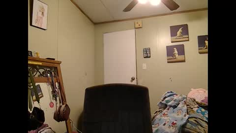 wetbunny25 online show from 4, 12, 2025