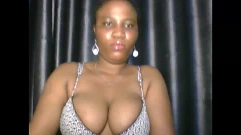 Snapshot of wetfatpussy_ chatting on 20, 10, 2025 wetfatpussy_ online show from 20, 10, 2025