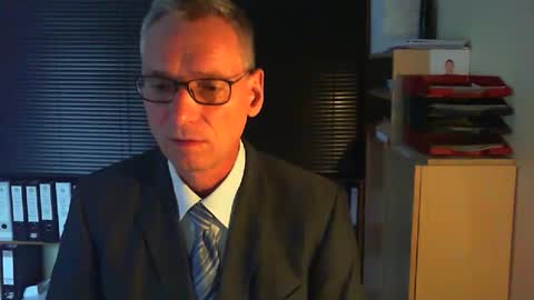 Snapshot of wetsuitedman chatting on 23, 9, 2025 Franz online show from 23, 9, 2025