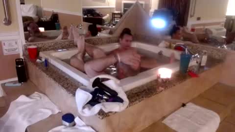 wheresmyqueenat online show from 27, 1, 2025