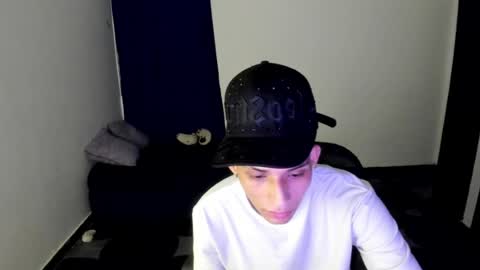 Snapshot of white_master444 chatting on 2, 7, 2026 white online show from 2, 7, 2026