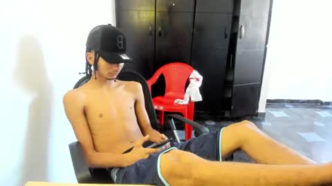 Snapshot of white_master444 chatting on 5, 7, 2026 white online show from 5, 7, 2026