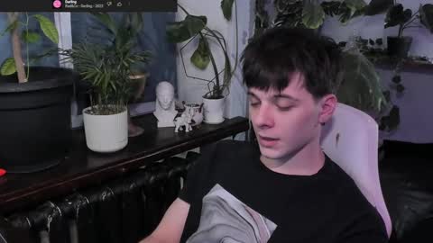 Gus online show from 22, 2, 2025