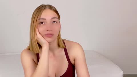 Snapshot of whitesun_01 chatting on 21, 4, 2026 WhiteSun online show from 21, 4, 2026