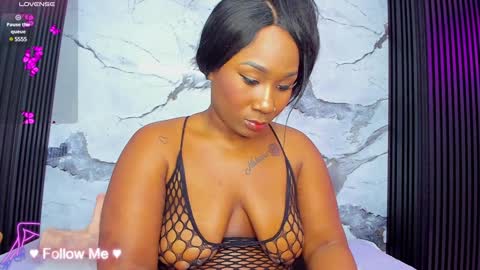 Snapshot of whitneywells chatting on 30, 12, 2024 whitney online show from 30, 12, 2024