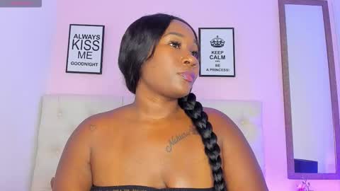 Snapshot of whitneywells chatting on 23, 10, 2025 whitney online show from 23, 10, 2025