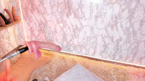 Snapshot of whitneyyfox chatting on 20, 1, 2025 whitneyyfox online show from 20, 1, 2025