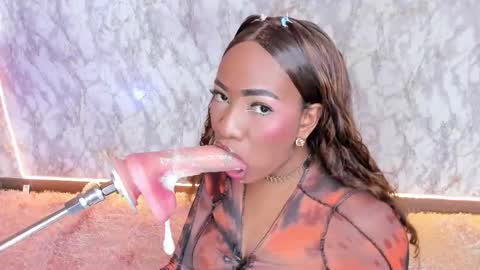 Snapshot of whitneyyfox chatting on 28, 2, 2025 whitneyyfox online show from 28, 2, 2025