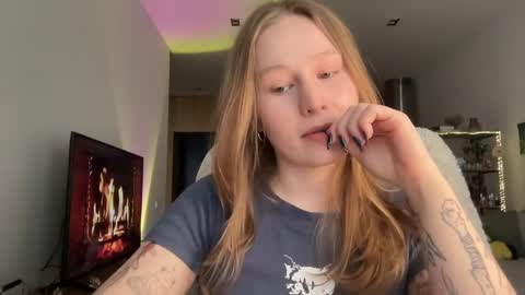 Alisa online show from 12, 4, 2026