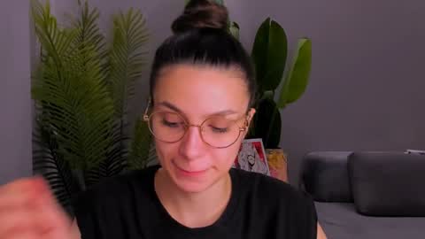 whoislulu online show from 11, 1, 2025